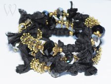 Handgjort unikt designerarmband