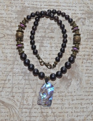 Halsband OOAK Paua Snäcka Nya Zeeland Strandfynd